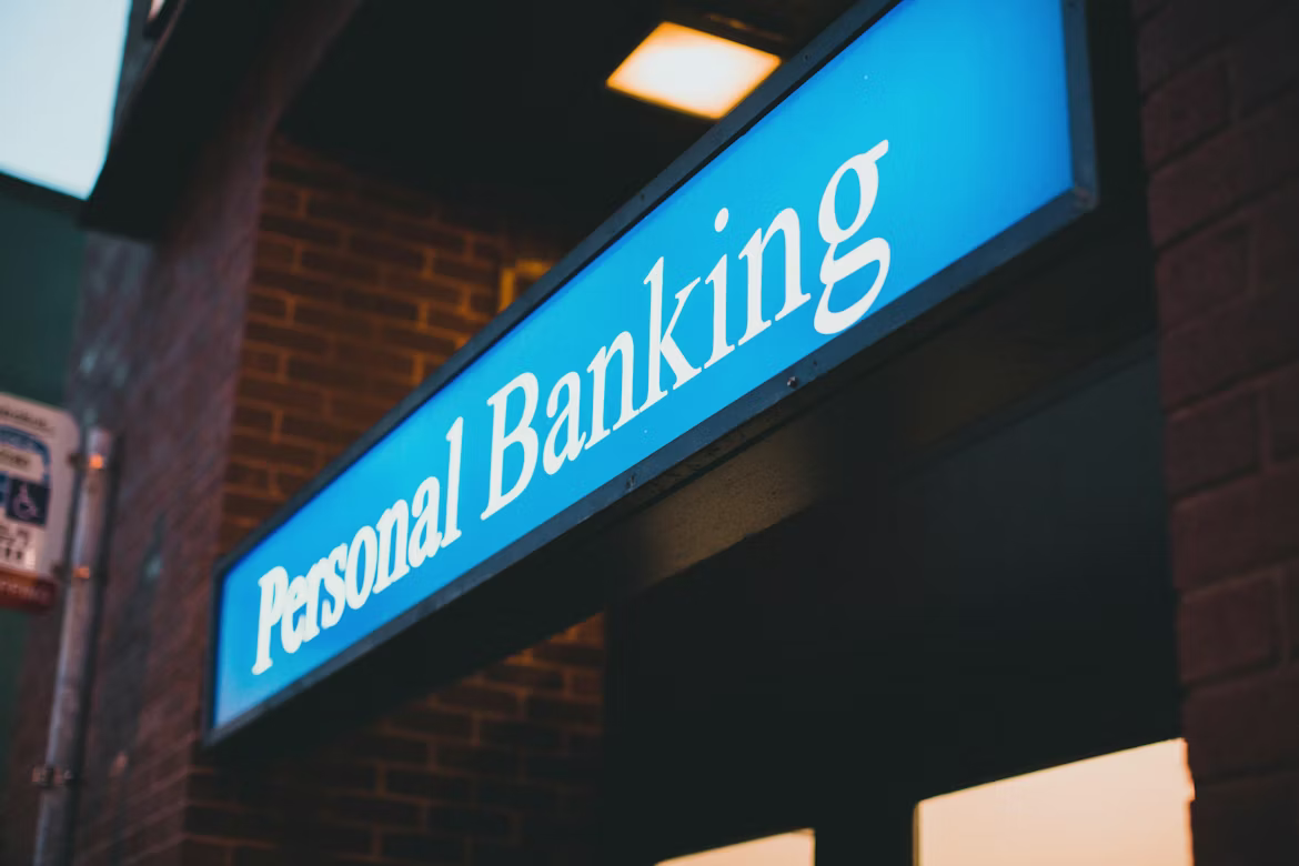 Banking & Finance